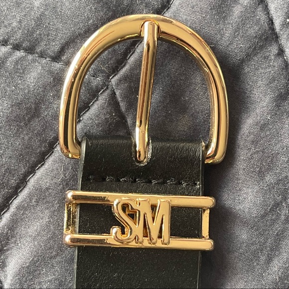 Steve Madden hip purse with belt - Picture 9 of 9